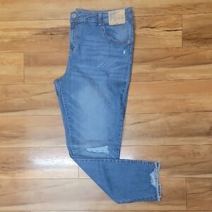 Thereabouts Size 18.5plus Kids Straight Leg Factory Distressed Denim NWT